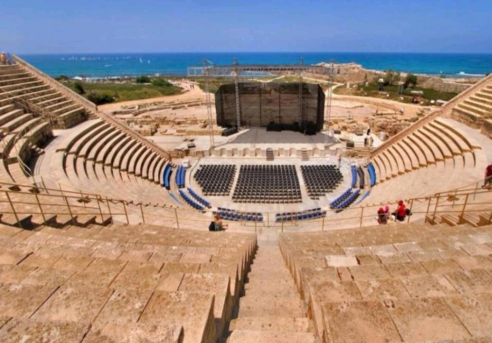 Sea View Suites - דירות נופש עם מקלט Caesarea Exterior photo